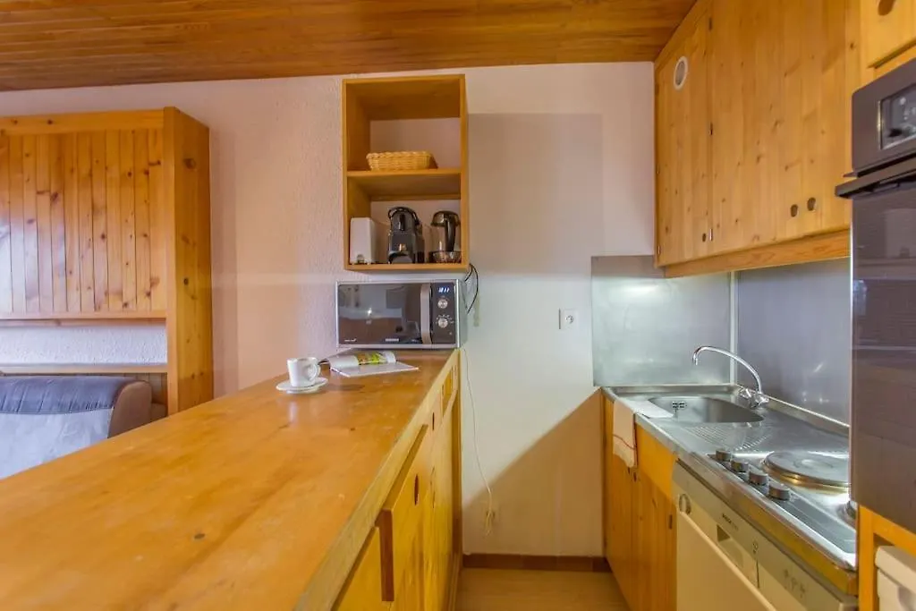 Les Dryades - Appartement Lumineux Avec Grand Balcon Et Vue Sur La Montagne Les Allues France