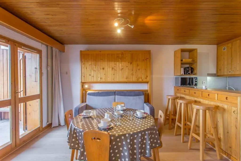 Les Dryades - Appartement Lumineux Avec Grand Balcon Et Vue Sur La Montagne Les Allues 0*,  Frankrike