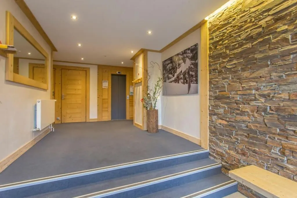 Les Dryades - Appartement Lumineux Avec Grand Balcon Et Vue Sur La Montagne Les Allues Apartment